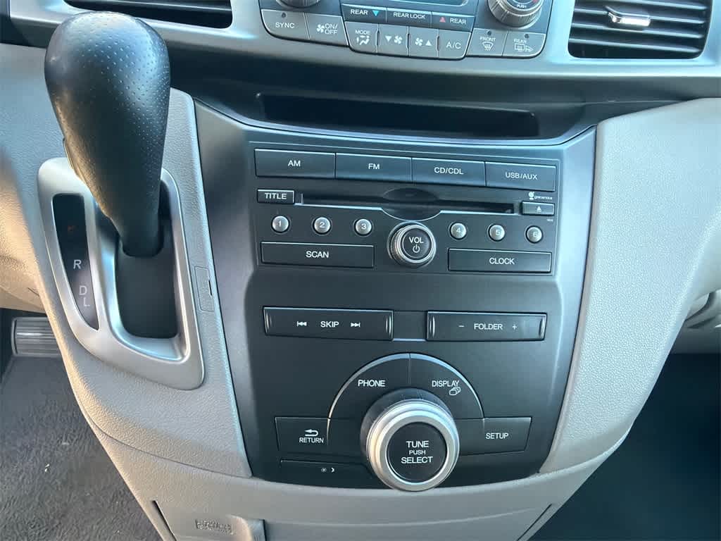 Thumbnail: 2012 Honda Odyssey - 29