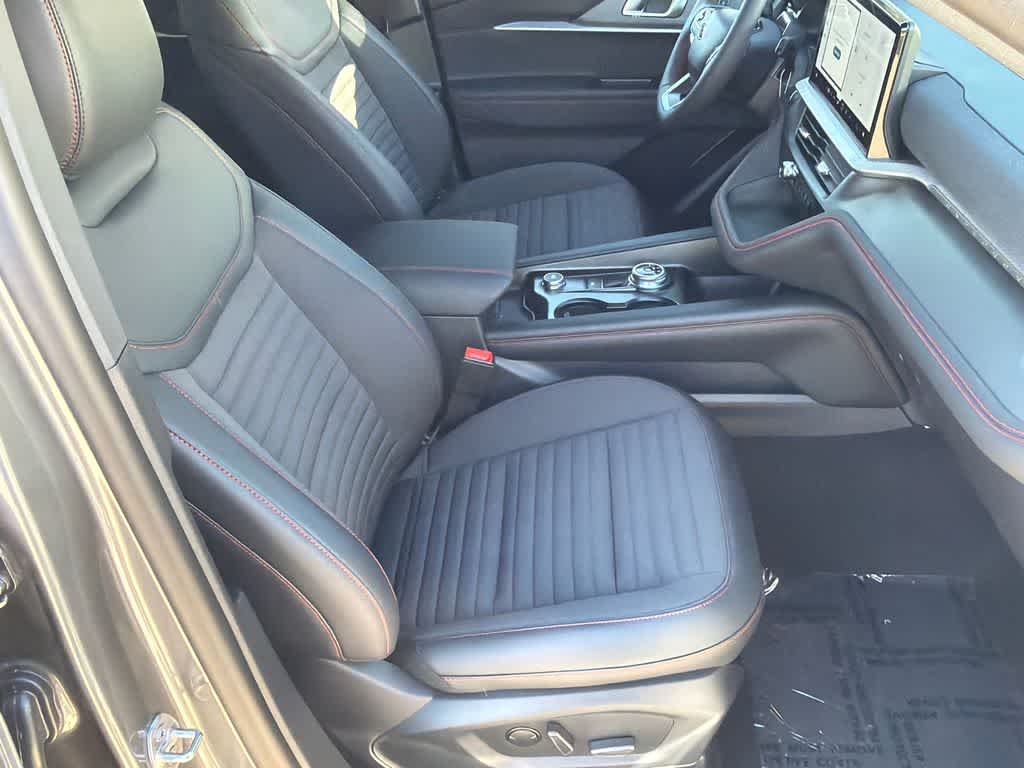 Thumbnail: 2026 Ford Explorer - 13