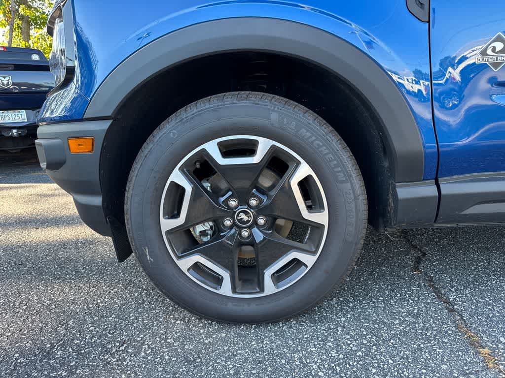 Thumbnail: 2024 Ford Bronco Sport - 9