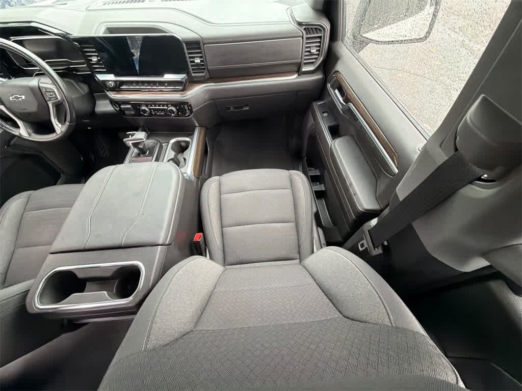 Thumbnail: 2023 Chevrolet Silverado 1500 - 20