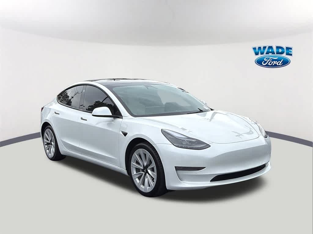 Thumbnail: 2022 Tesla Model 3 - 3