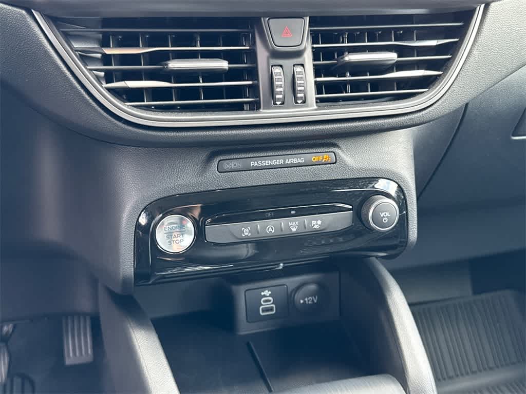 Thumbnail: 2024 Ford Escape - 31