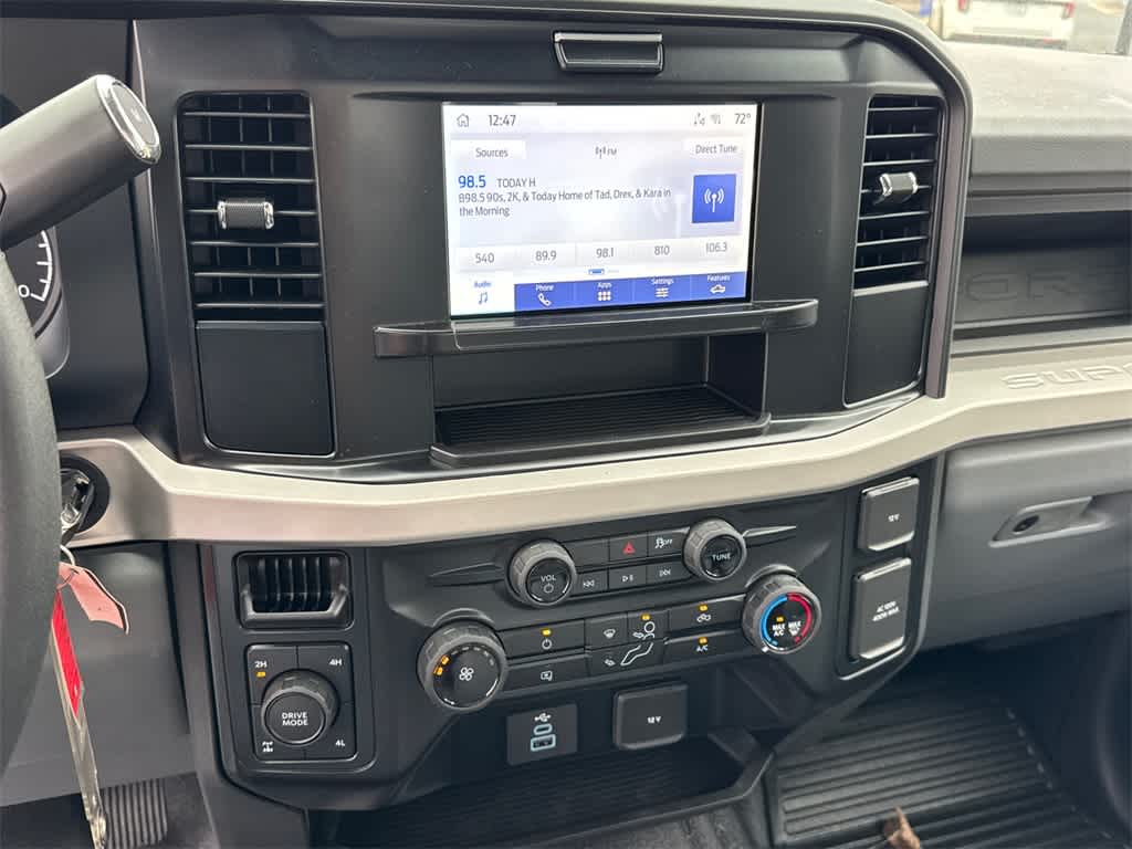 Thumbnail: 2025 Ford F-250 - 25