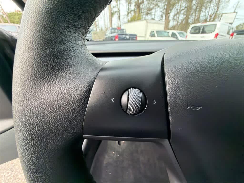 Thumbnail: 2021 Tesla Model 3 - 22