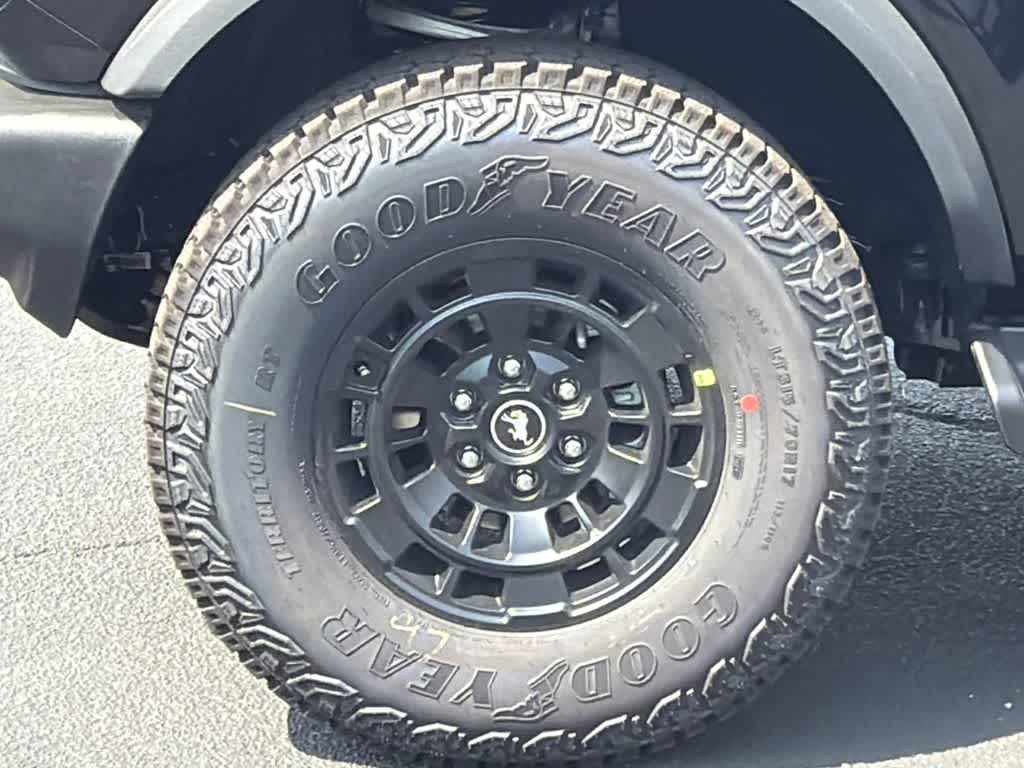 Thumbnail: 2026 Ford Bronco - 9