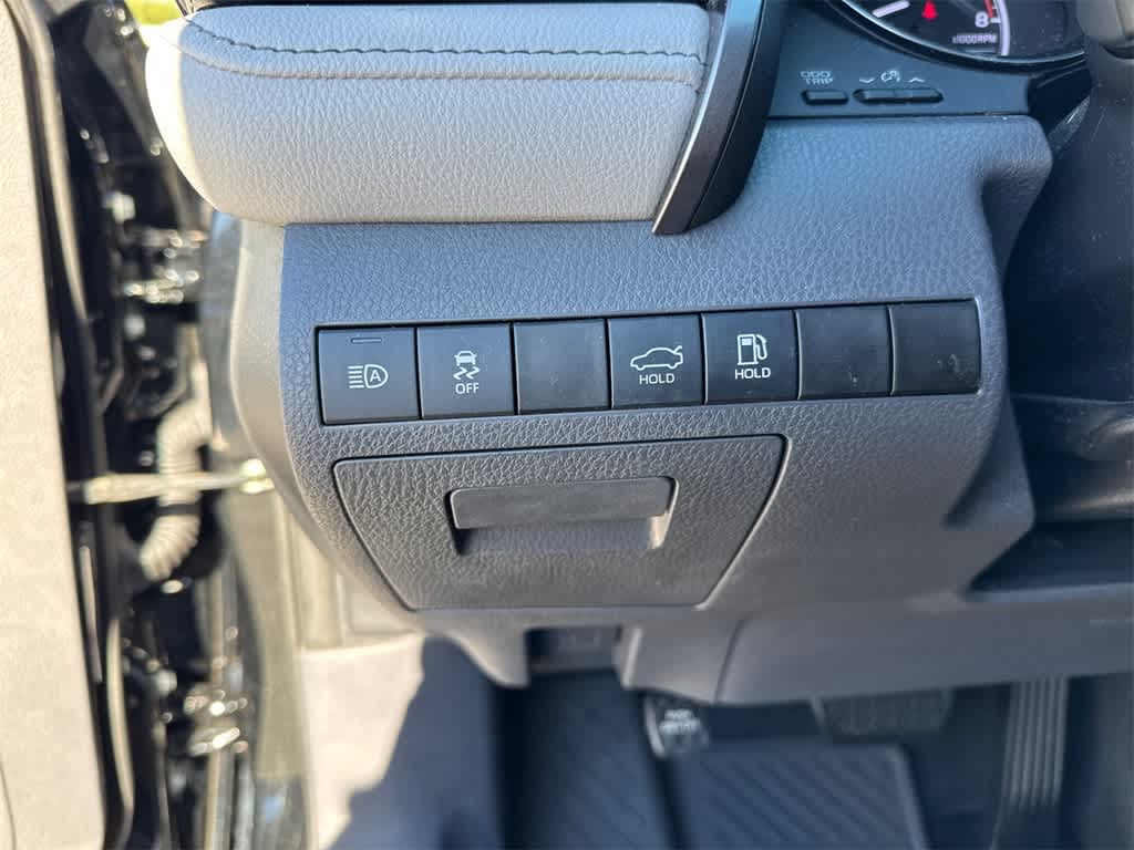 Thumbnail: 2021 Toyota Camry - 29