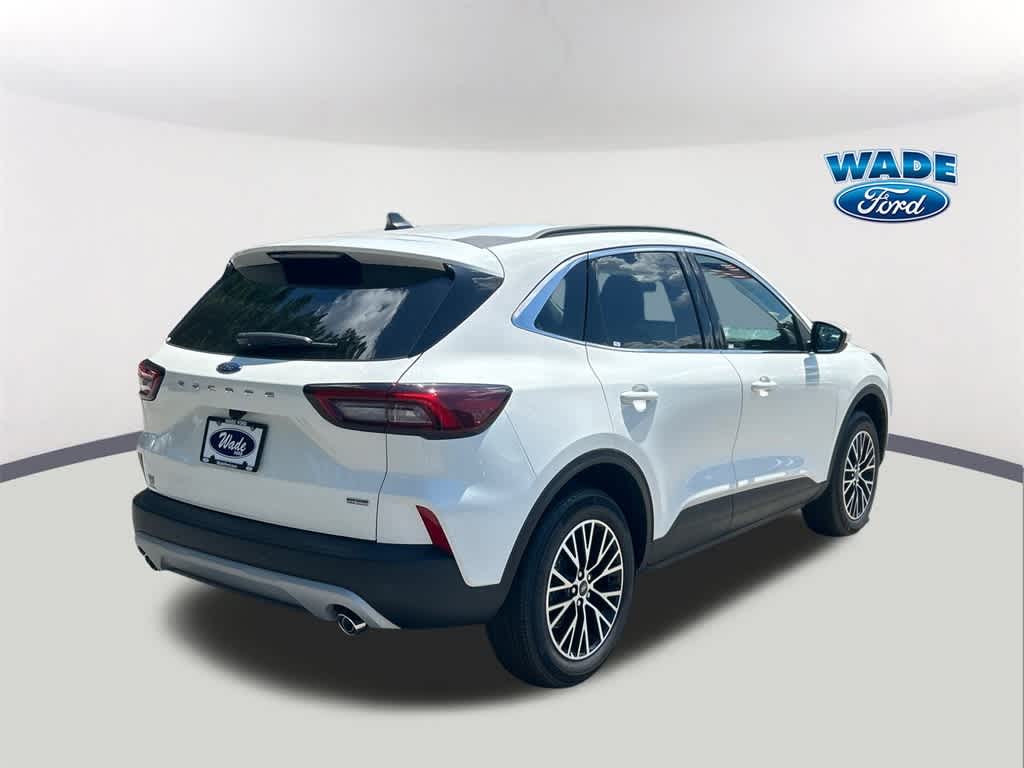 Thumbnail: 2025 Ford Escape - 5