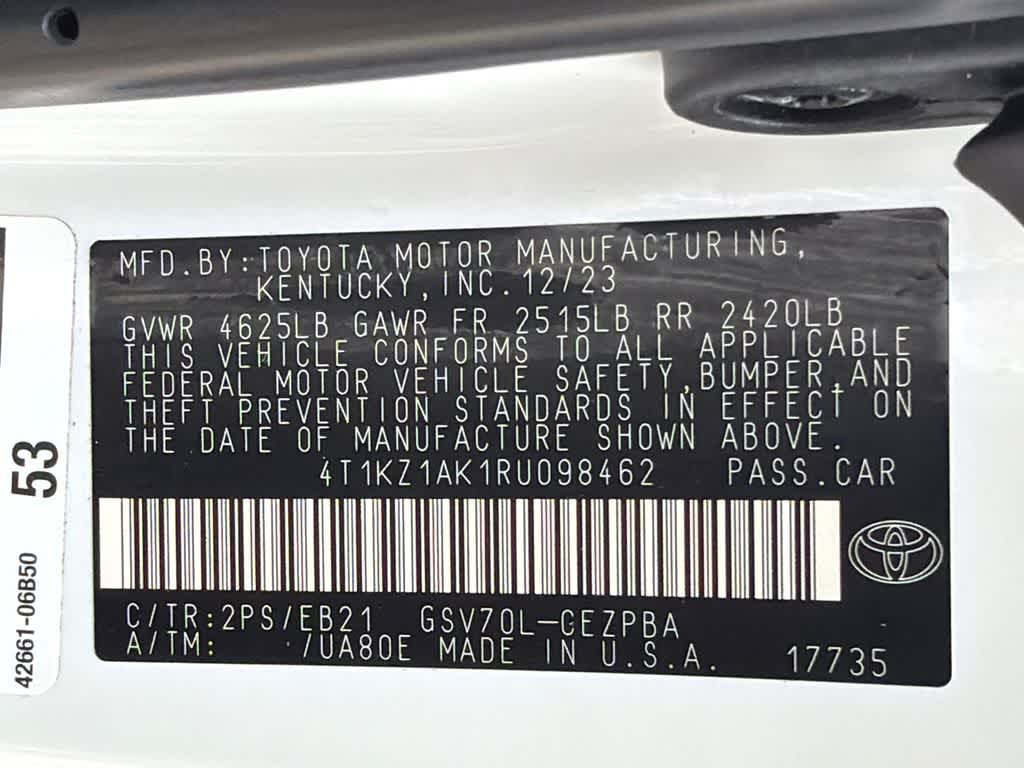 Thumbnail: 2024 Toyota Camry - 32