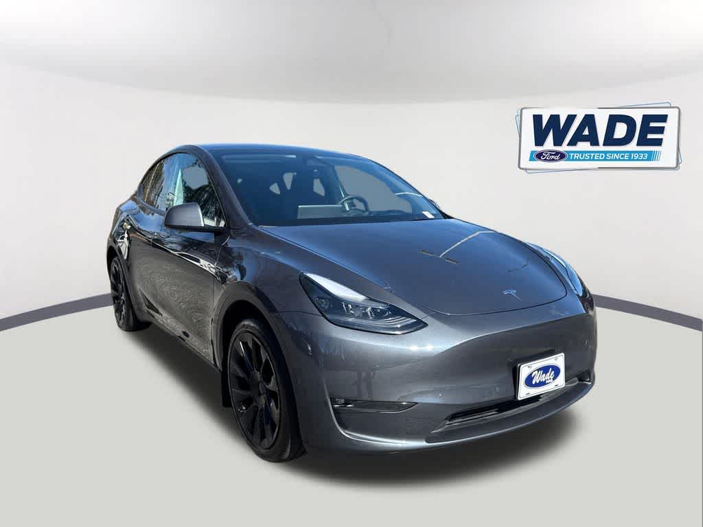 Thumbnail: 2023 Tesla Model Y - 3