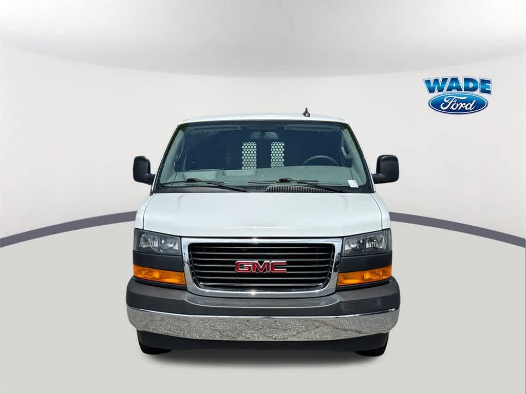 Thumbnail: 2023 GMC Savana - 2