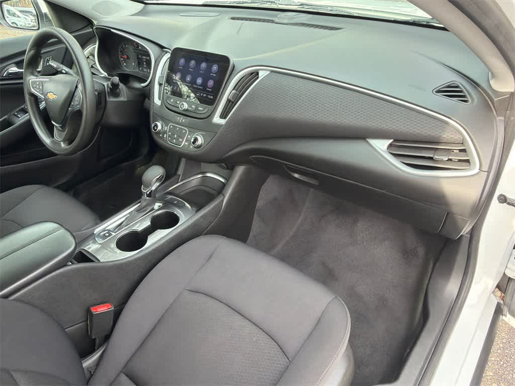 Thumbnail: 2023 Chevrolet Malibu - 13