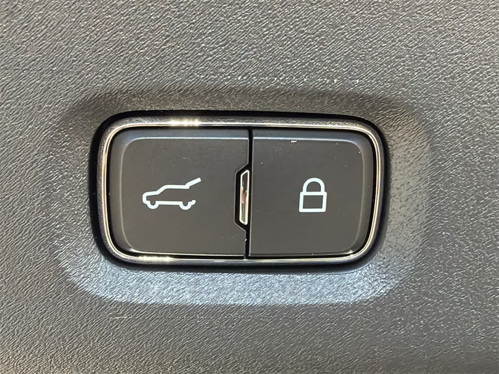 Thumbnail: 2026 Ford Expedition MAX - 17