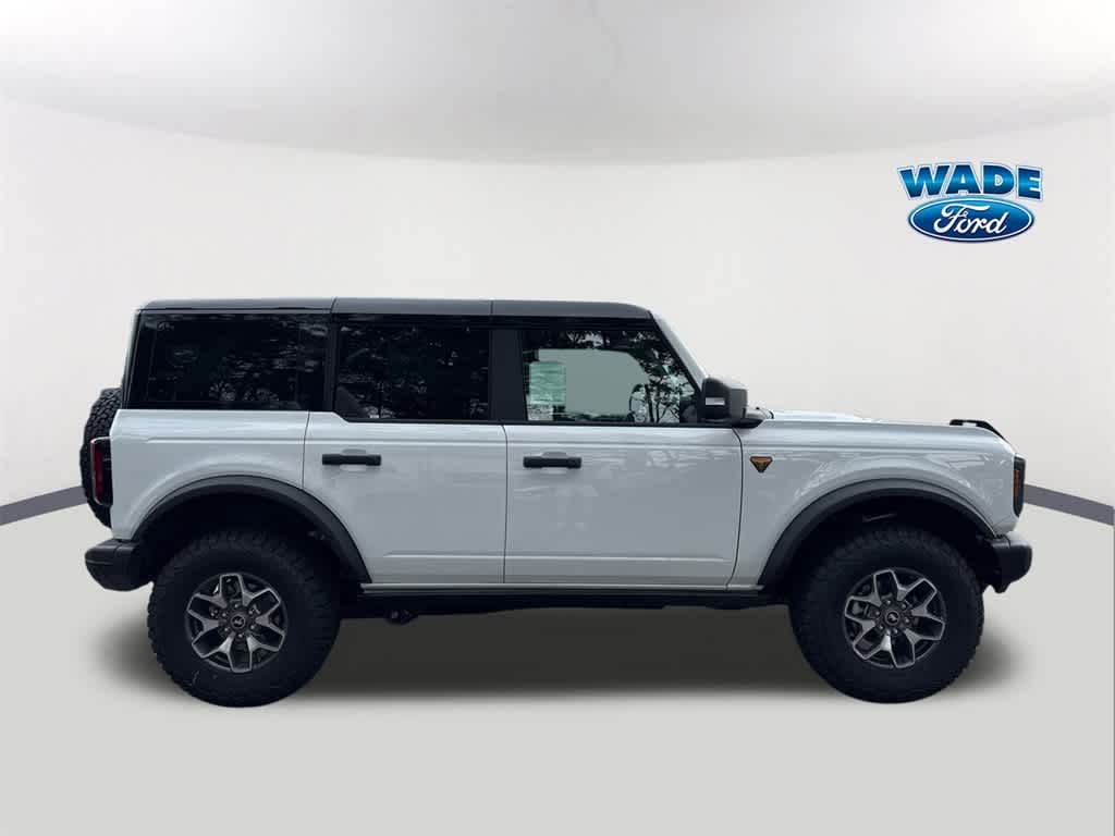 Thumbnail: 2025 Ford Bronco - 4