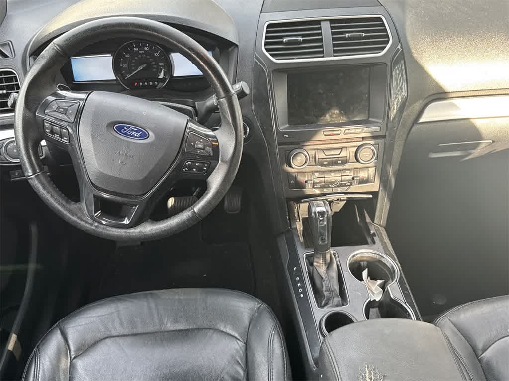 Thumbnail: 2017 Ford Explorer - 13