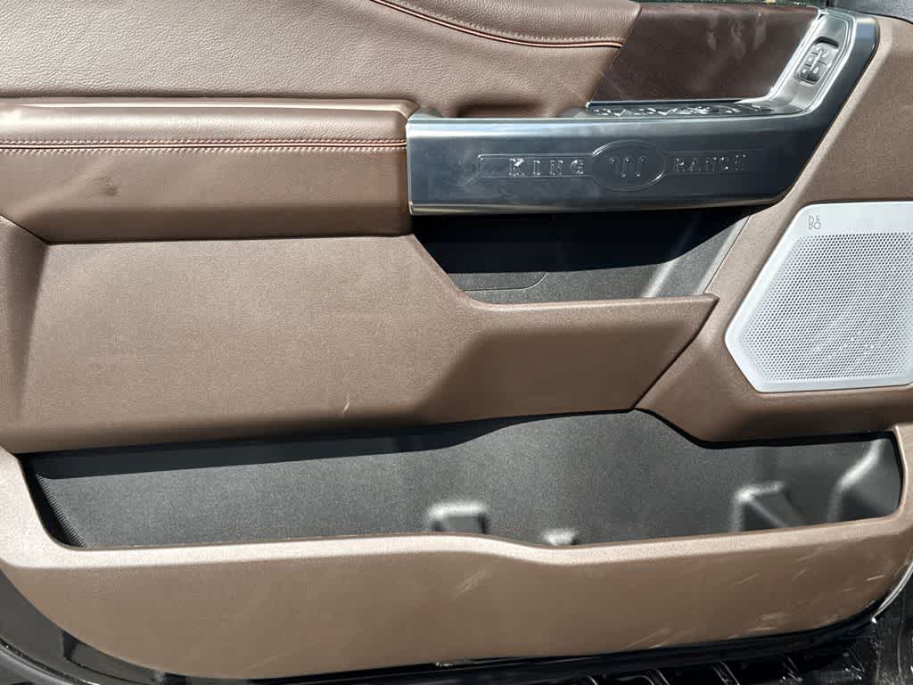 Thumbnail: 2025 Ford F-350 - 11