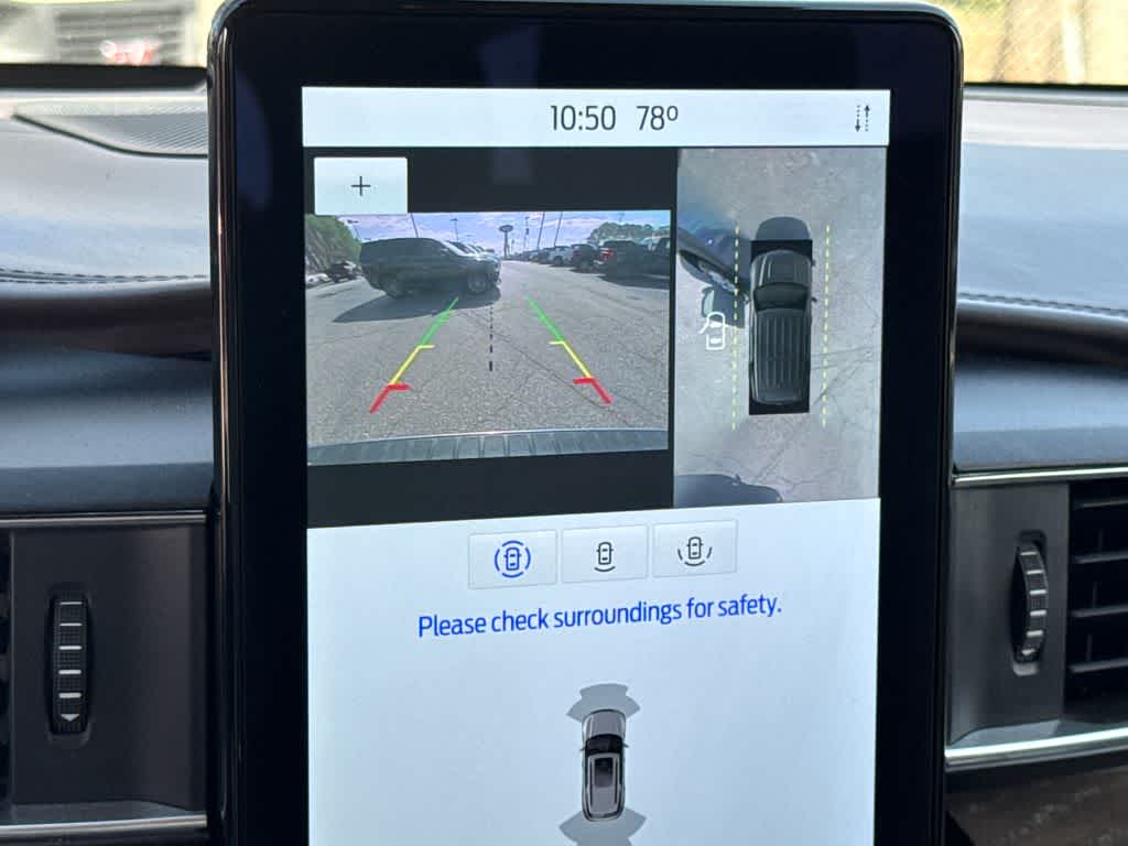 Thumbnail: 2021 Ford Explorer - 30