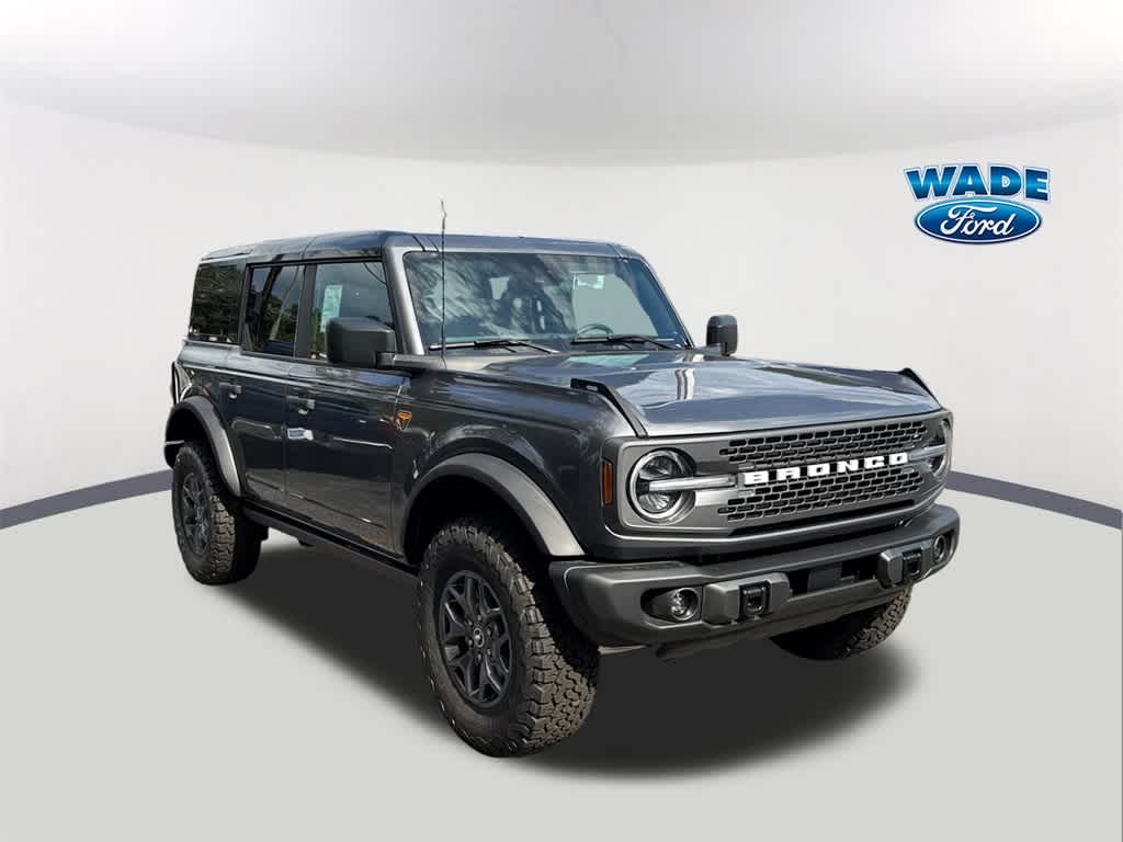 Thumbnail: 2025 Ford Bronco - 3
