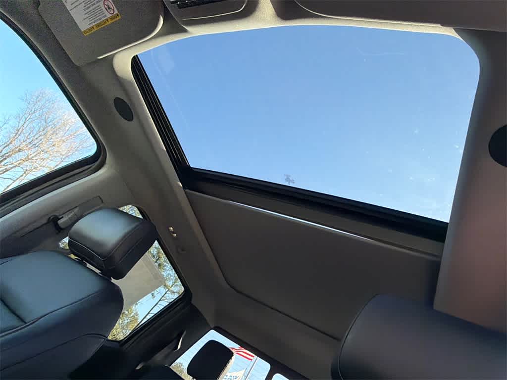 Thumbnail: 2026 Ford F-250 - 32