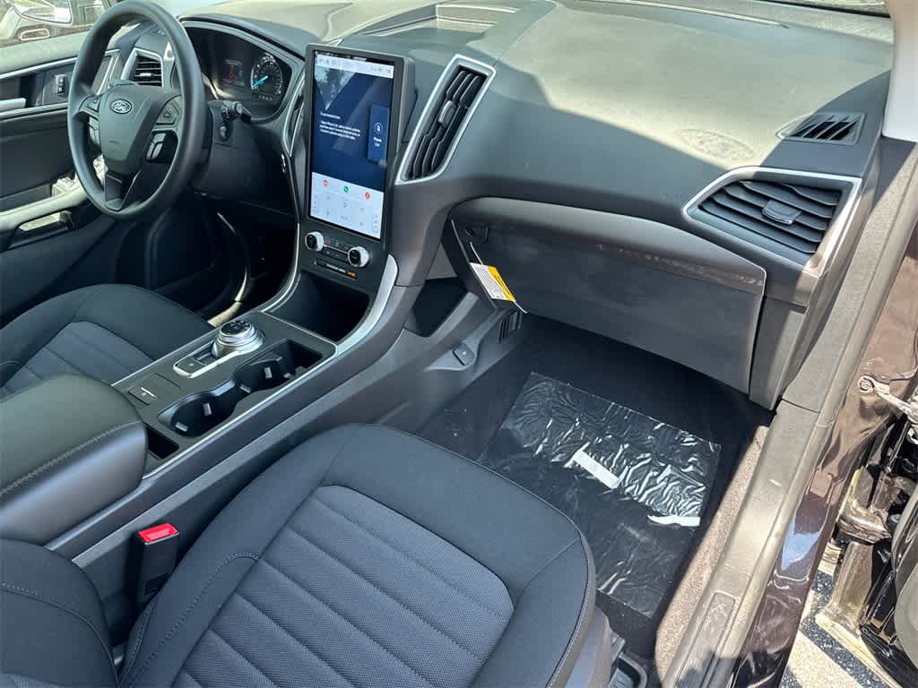 Thumbnail: 2024 Ford Edge - 12