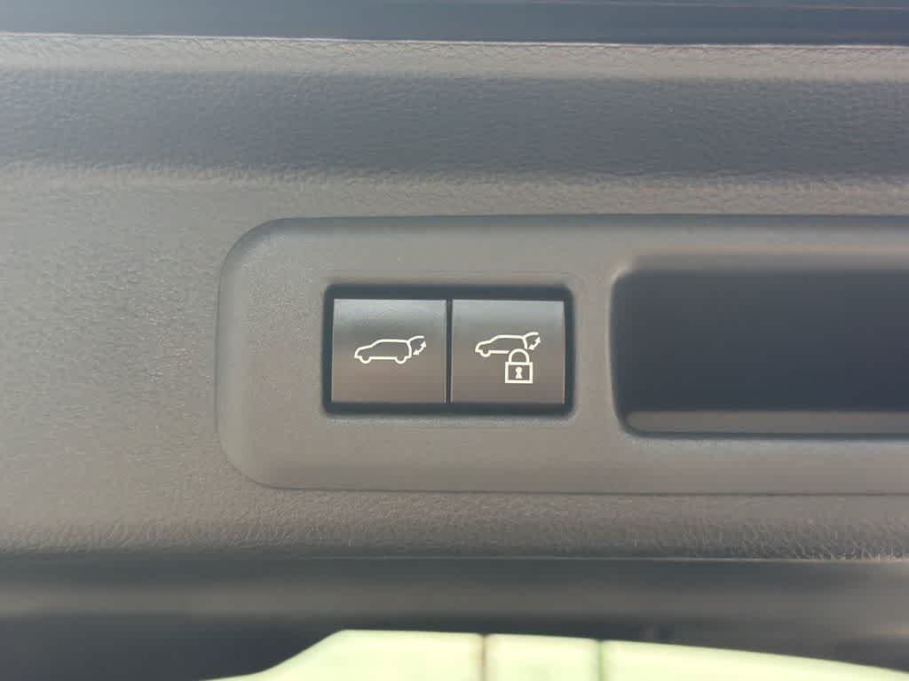 Thumbnail: 2024 Toyota Sequoia - 17