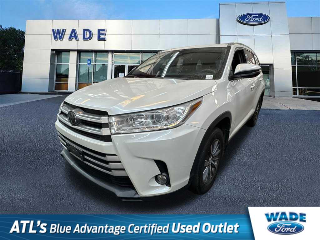 Thumbnail: 2019 Toyota Highlander - 1
