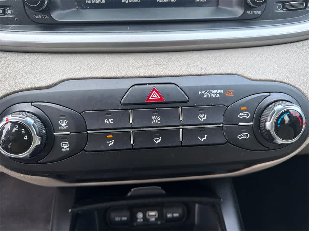 Thumbnail: 2020 Kia Sorento - 27