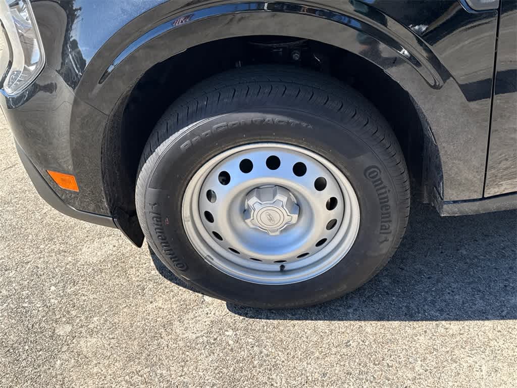 Thumbnail: 2025 Ford Maverick - 9