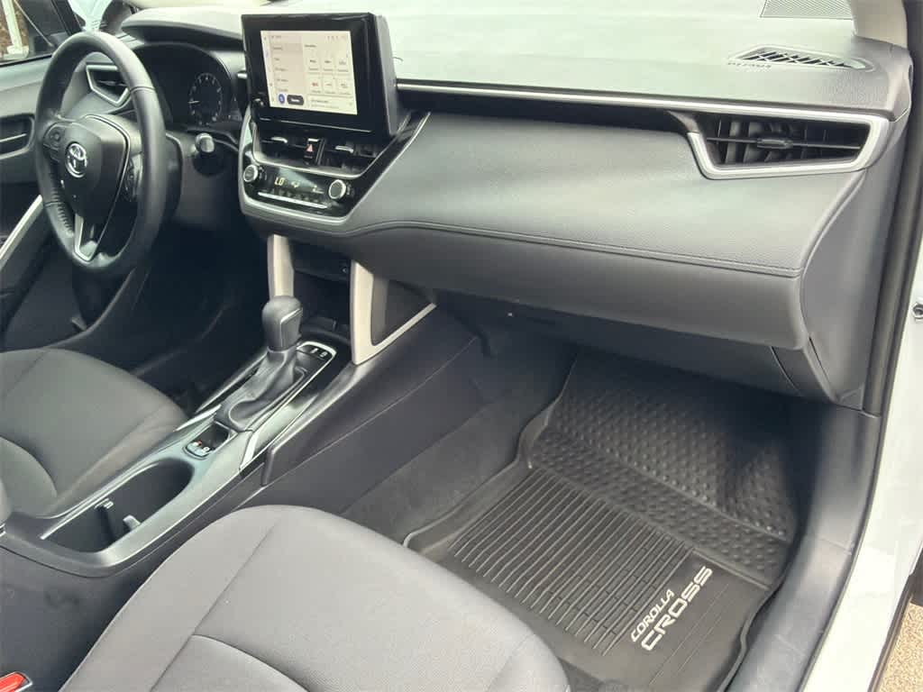 Thumbnail: 2024 Toyota Corolla Cross - 13