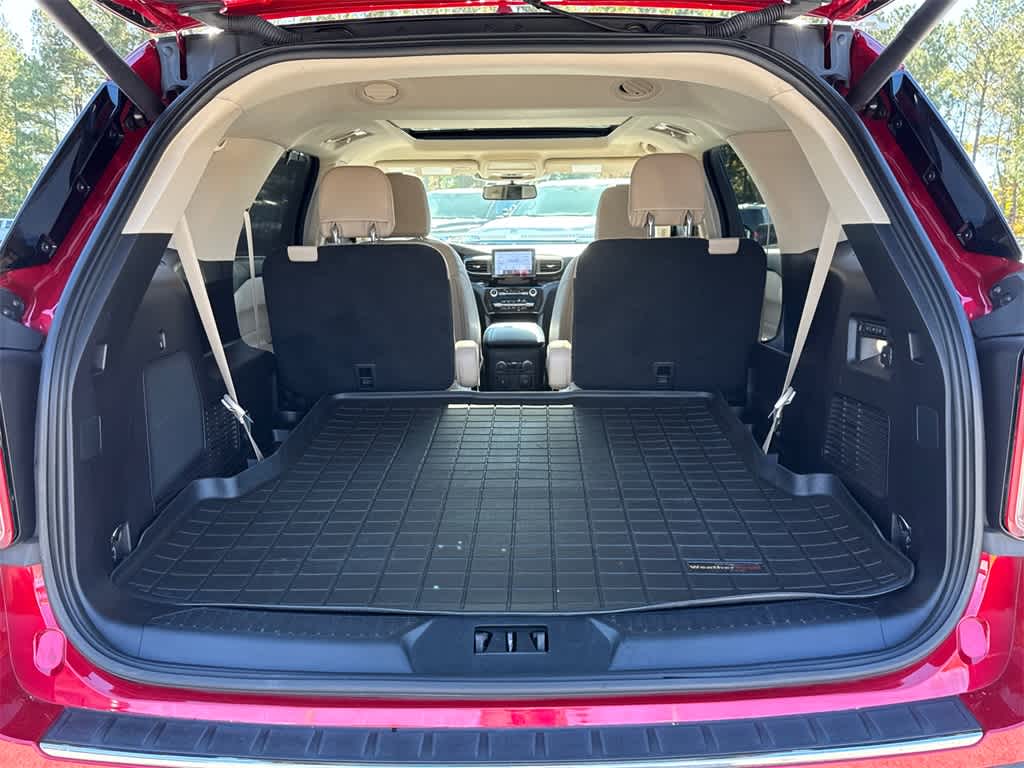 Thumbnail: 2021 Ford Explorer - 9