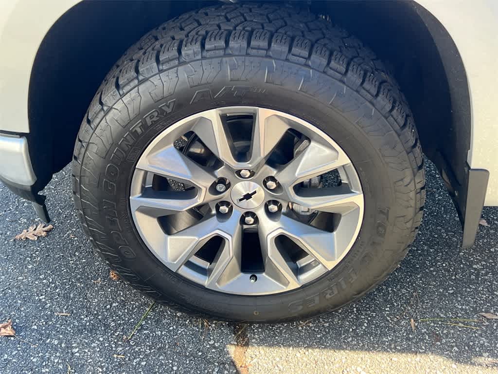 Thumbnail: 2021 Chevrolet Silverado 1500 - 9