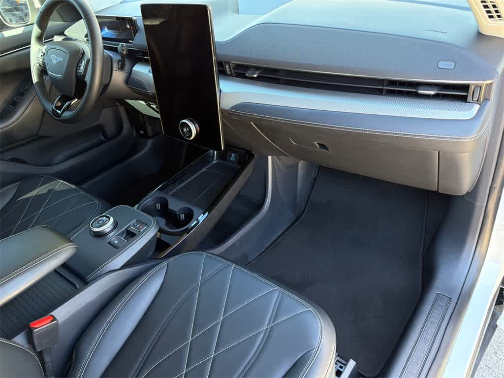 Thumbnail: 2022 Ford Mustang Mach-E - 13