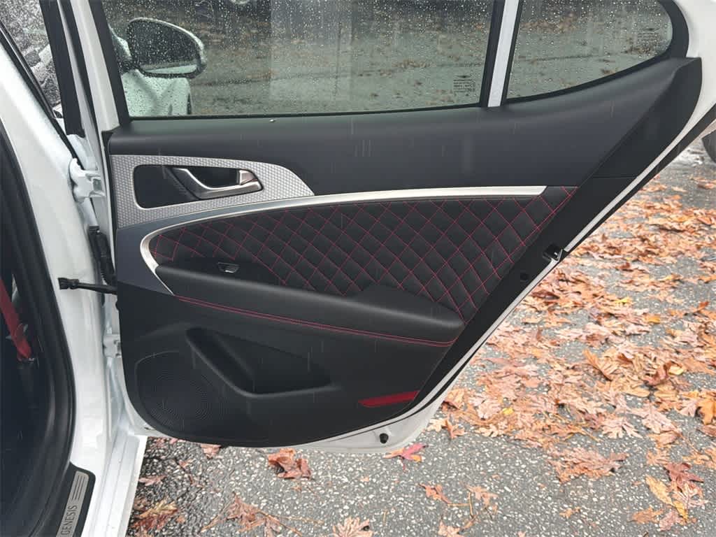 Thumbnail: 2023 Genesis G70 - 15