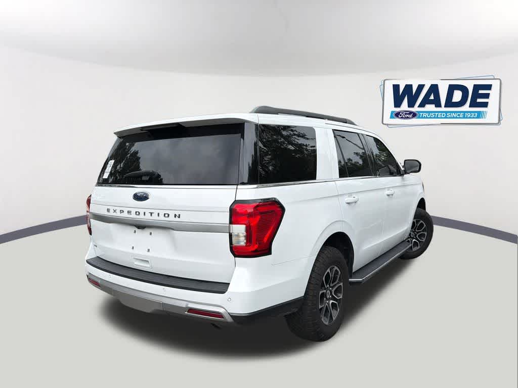 Thumbnail: 2022 Ford Expedition - 3