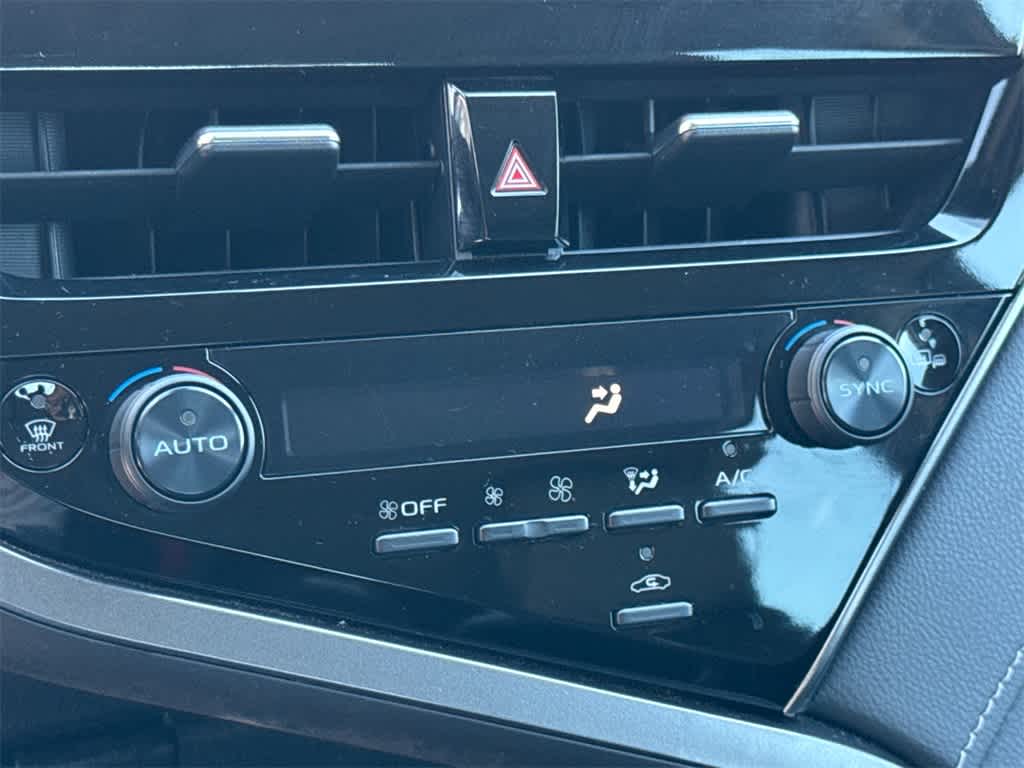 Thumbnail: 2023 Toyota Camry - 28