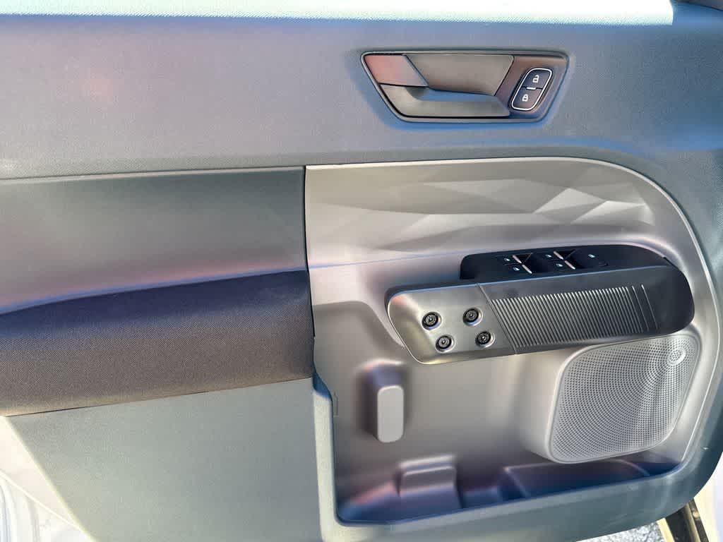 Thumbnail: 2025 Ford Maverick - 11