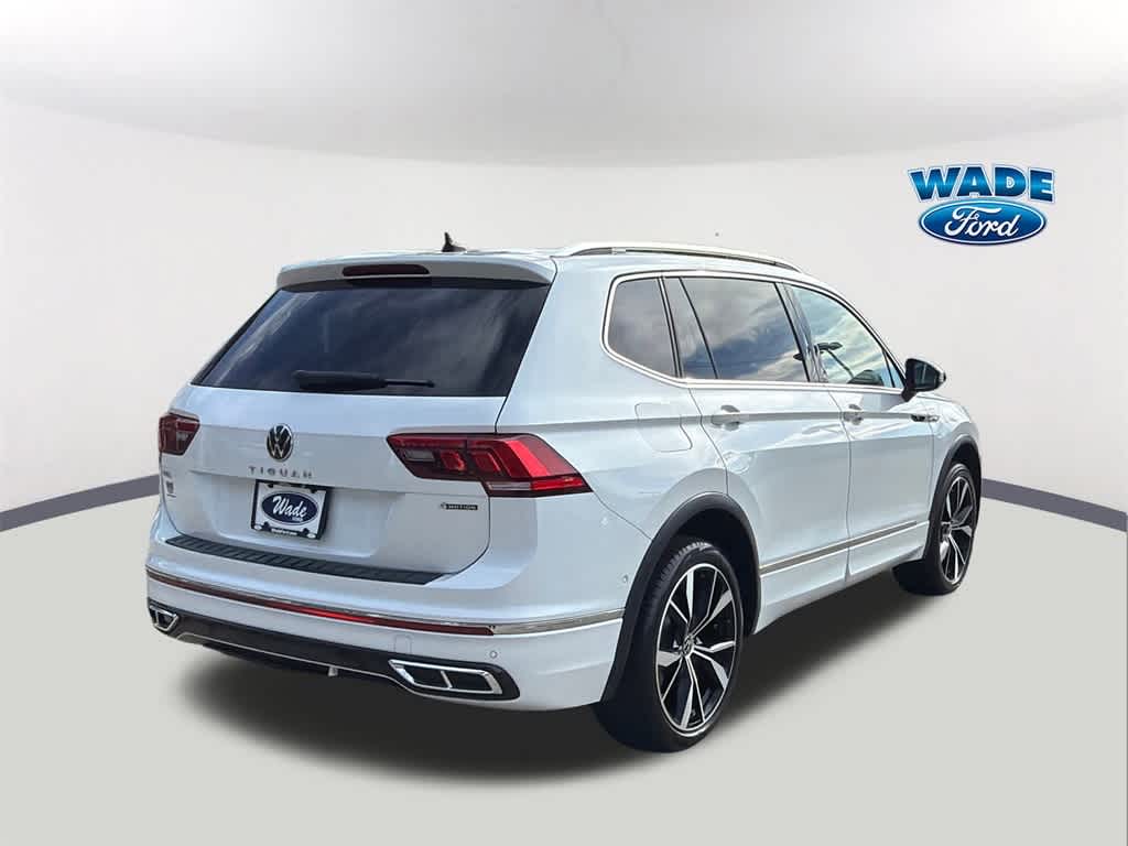 Thumbnail: 2022 Volkswagen Tiguan - 5
