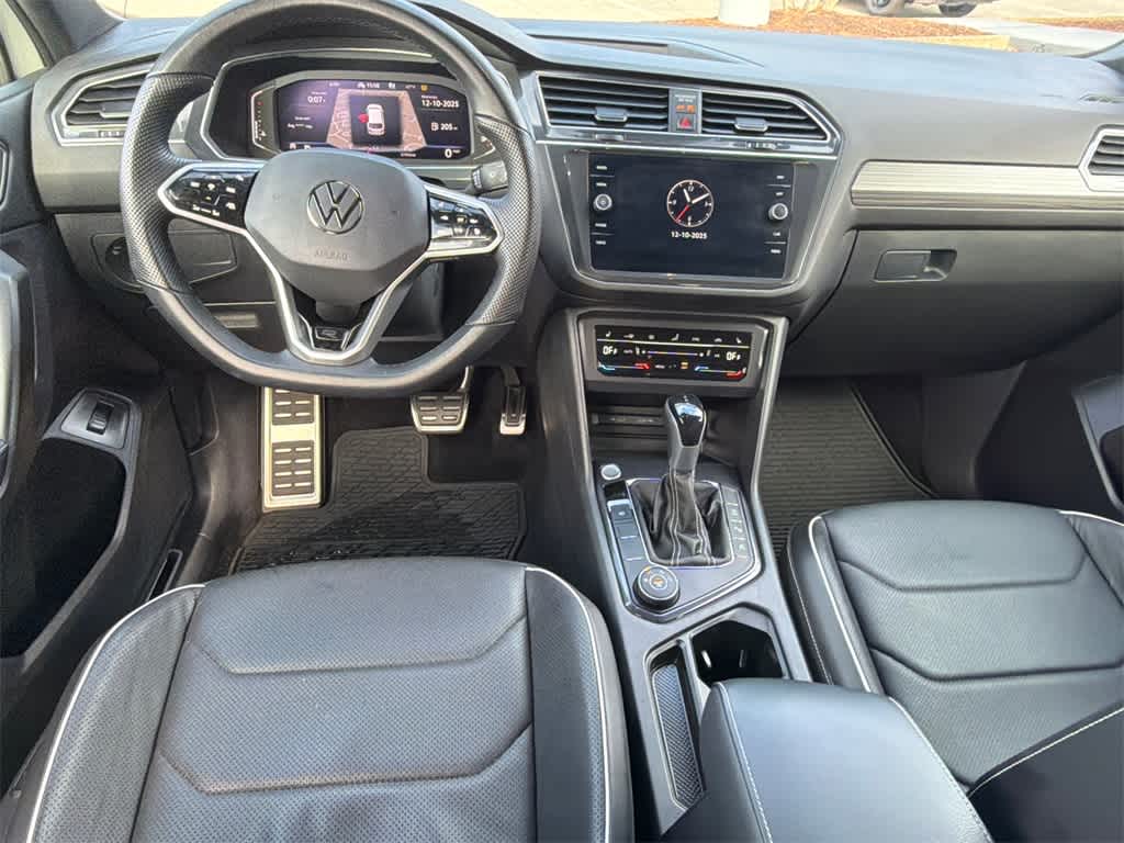 Thumbnail: 2022 Volkswagen Tiguan - 20