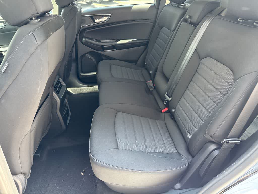 Thumbnail: 2024 Ford Edge - 17