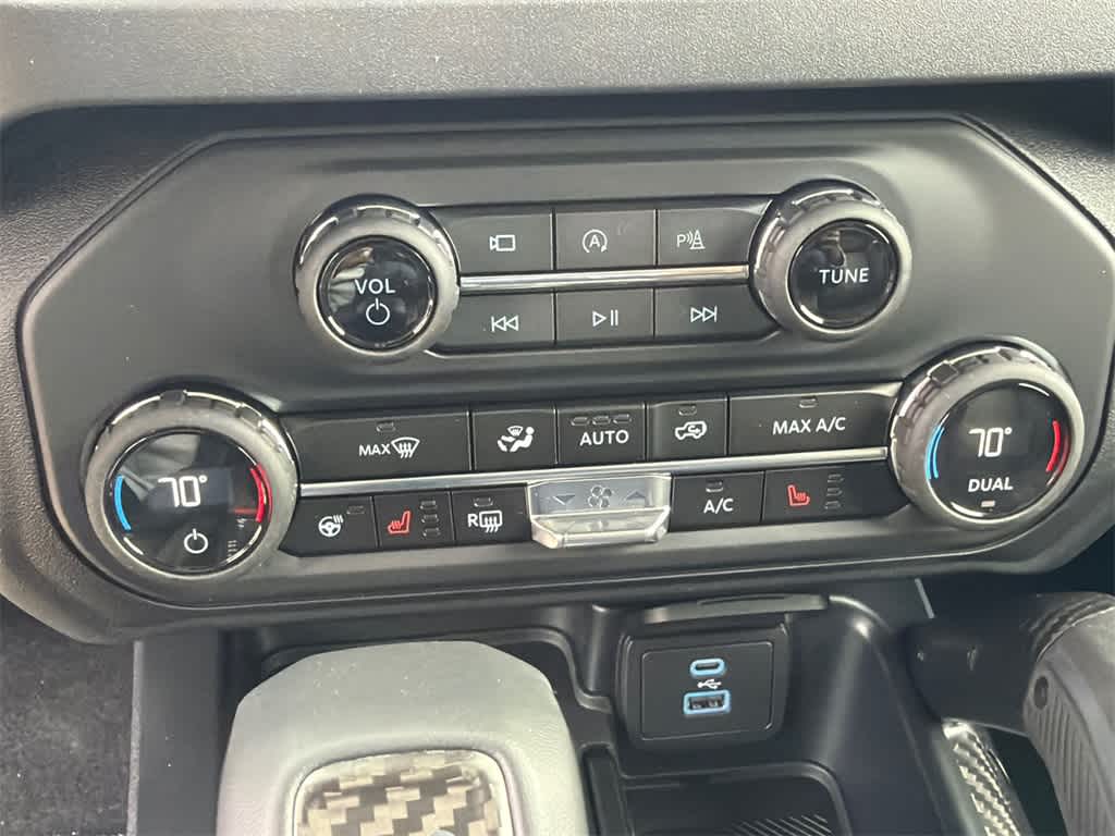 Thumbnail: 2025 Ford Bronco - 28