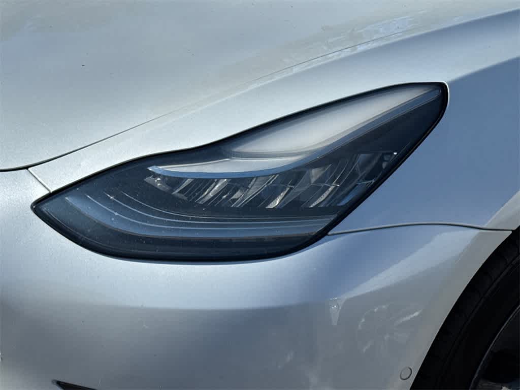 Thumbnail: 2020 Tesla Model 3 - 10