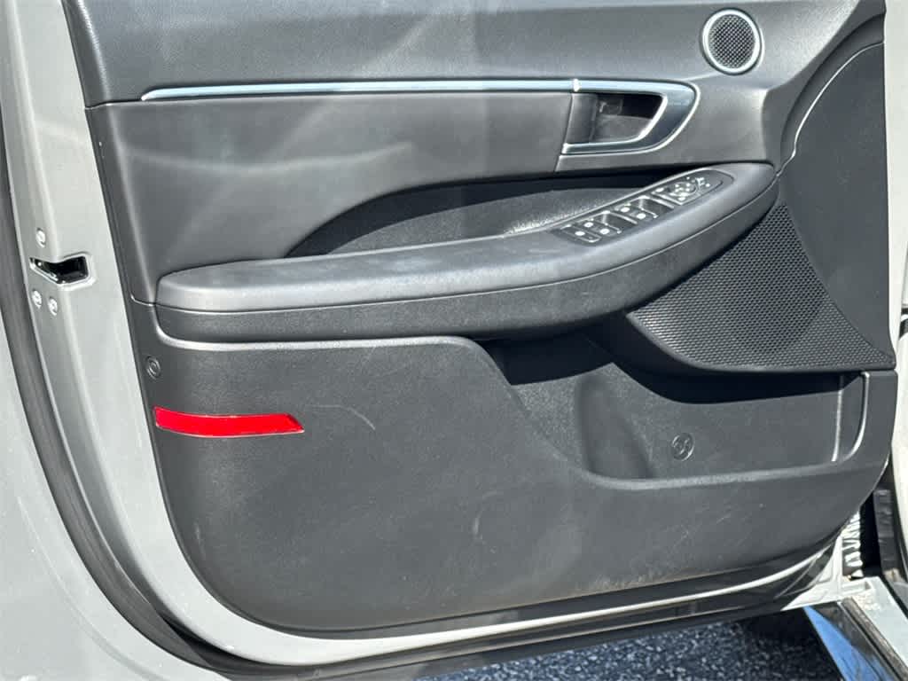 Thumbnail: 2023 Hyundai Sonata - 11