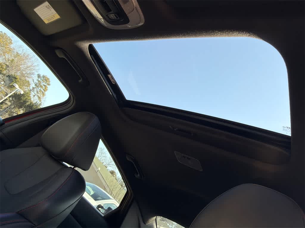 Thumbnail: 2023 Hyundai Elantra - 32