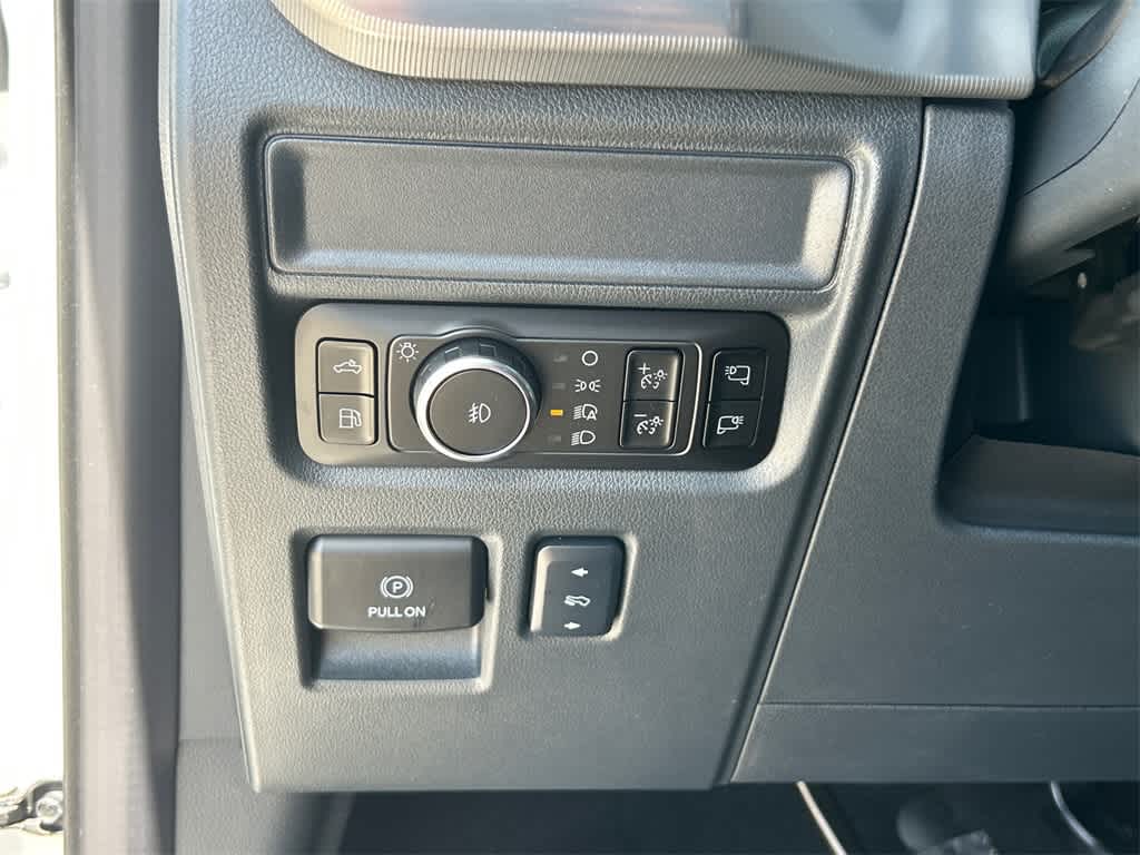 Thumbnail: 2025 Ford F-150 - 33