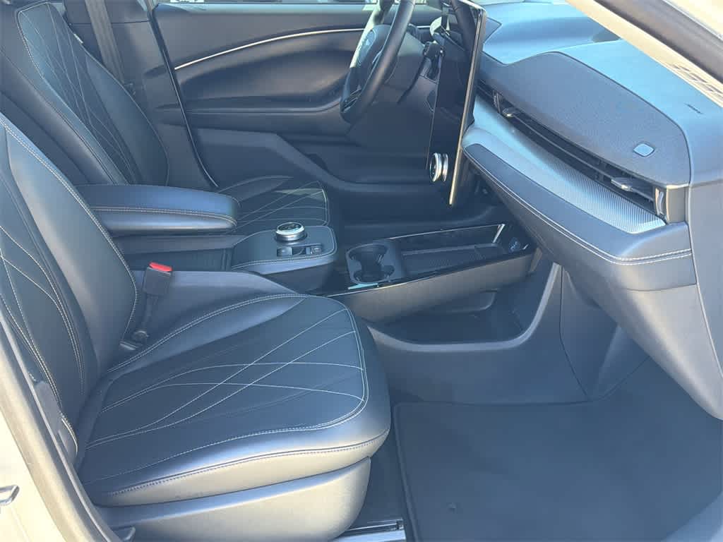 Thumbnail: 2022 Ford Mustang Mach-E - 12