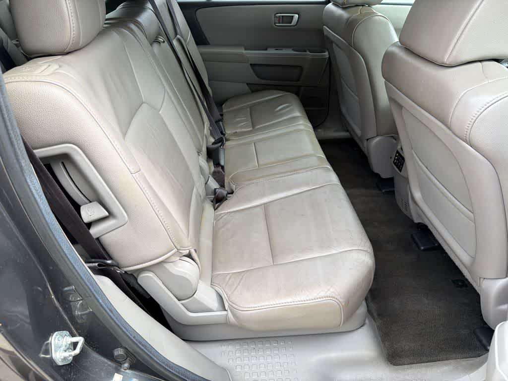 Thumbnail: 2013 Honda Pilot - 14