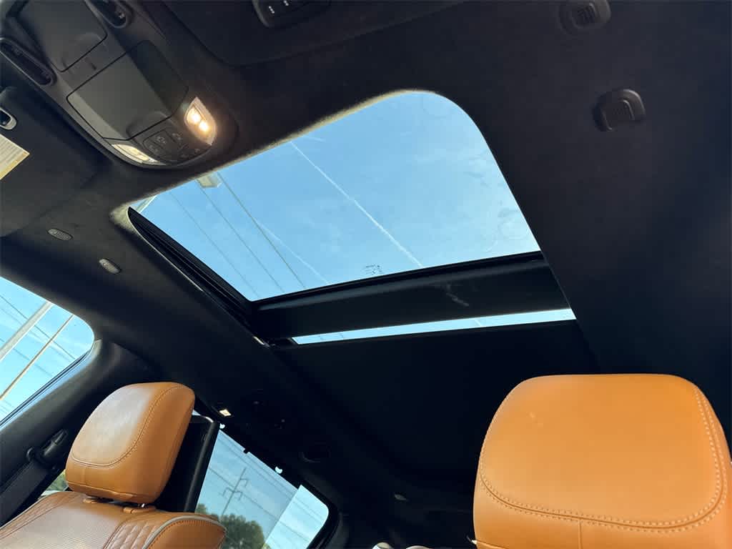 Thumbnail: 2022 Chrysler Pacifica - 34