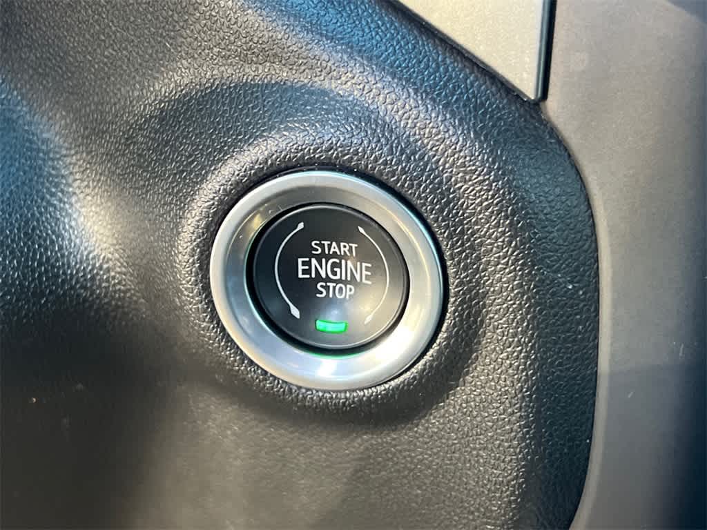 Thumbnail: 2021 Chevrolet Silverado 1500 - 31