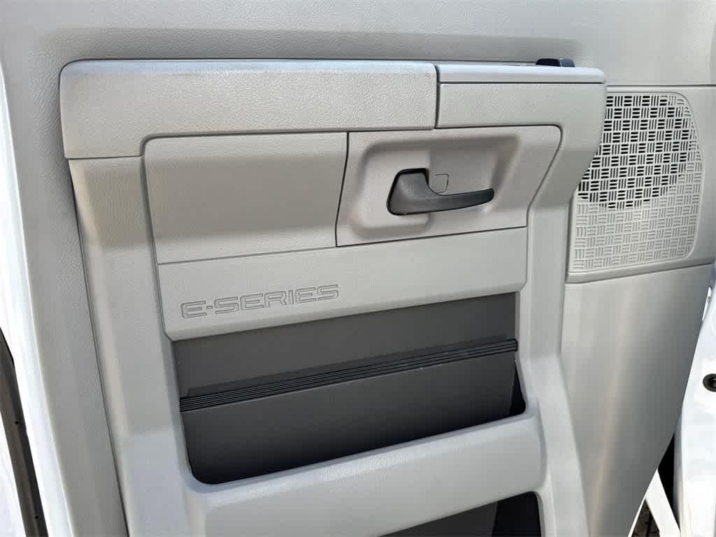 Thumbnail: 2025 Ford Econoline - 11