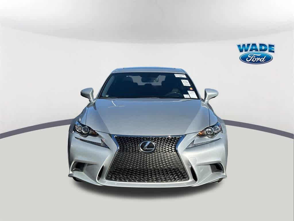 Thumbnail: 2015 Lexus IS - 2