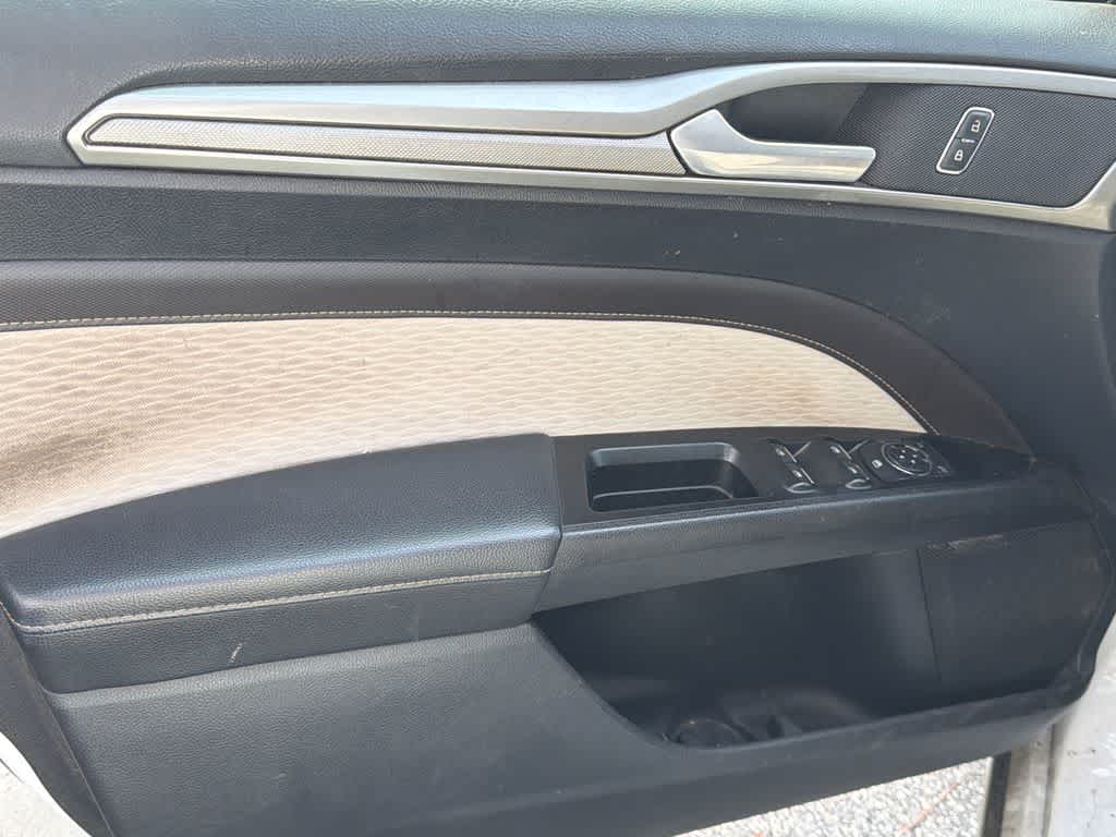 Thumbnail: 2019 Ford Fusion - 9